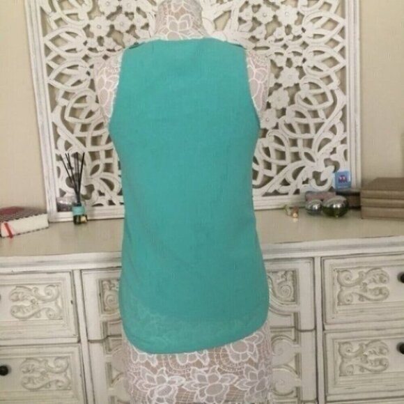 Mint Green Sleeveless Tank Top - Picture 4 of 4